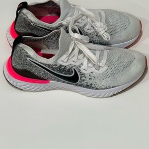 Nike Women's White and Black Athletic Shoes with Pink Accents